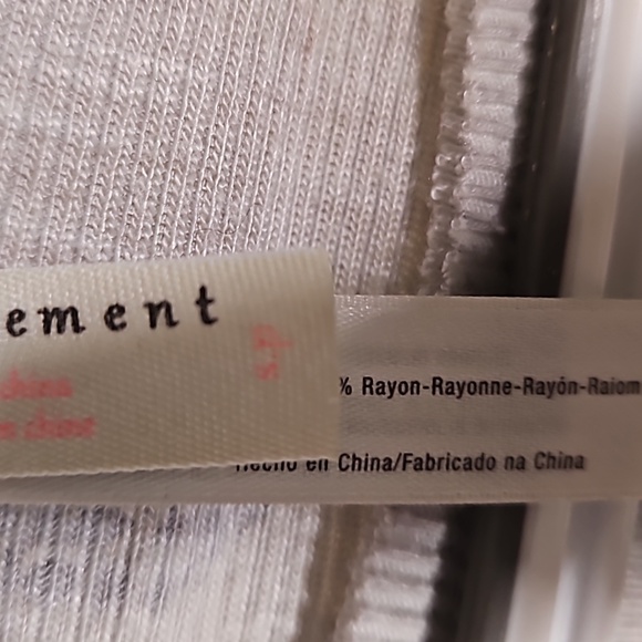 Free People Movement Grey Athletic Top Sz SP - Picture 4 of 7